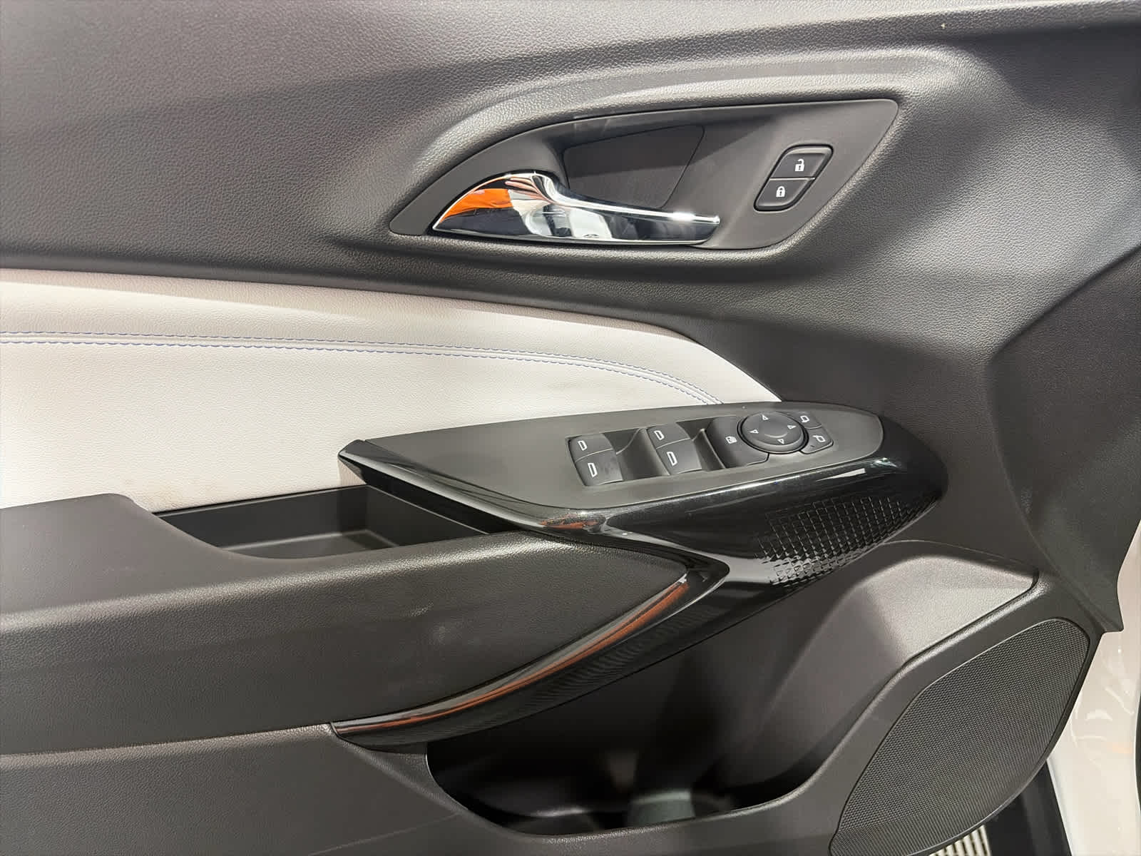 2026 Chevrolet Trax LT - Photo 14