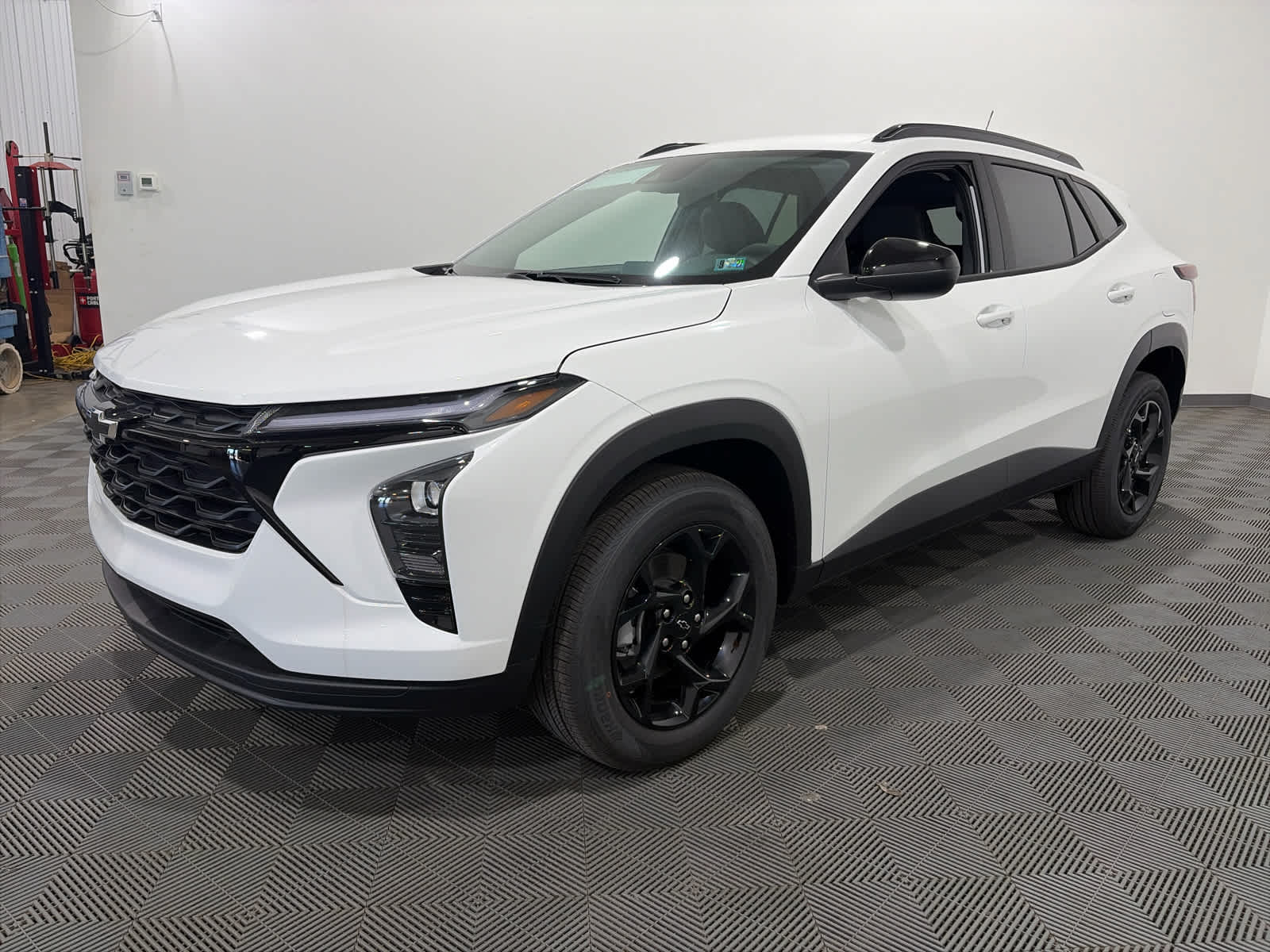 2026 Chevrolet Trax LT - Photo 8