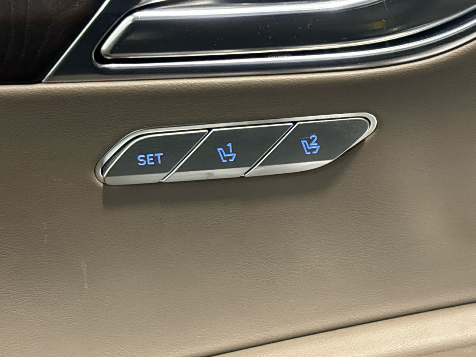 2022 Genesis GV80 Advanced +