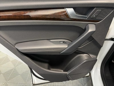 2020 Audi Q5 Premium Plus