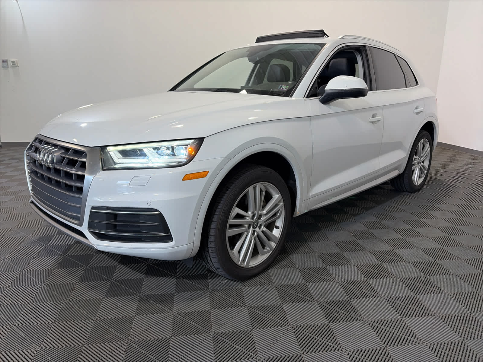2020 Audi Q5 Premium Plus