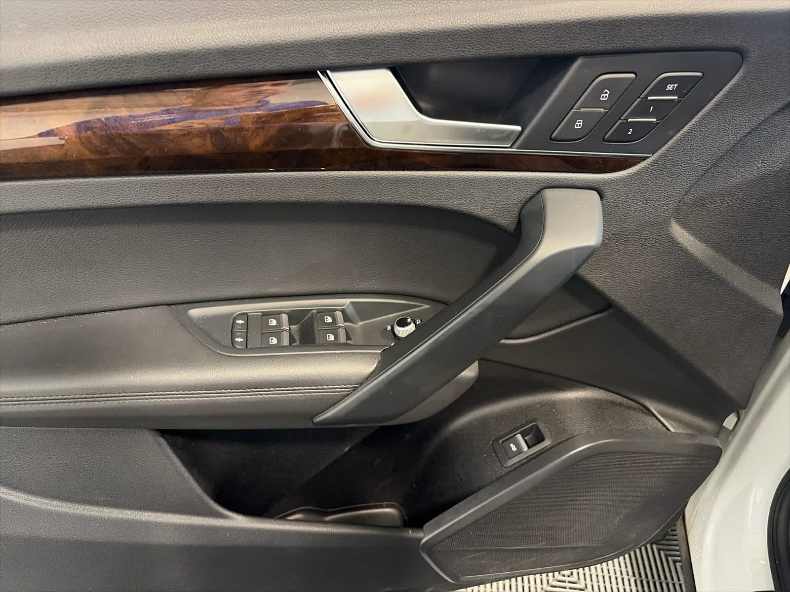 2020 Audi Q5 Premium Plus