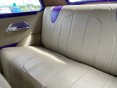 1937 Chevrolet Deluxe Base