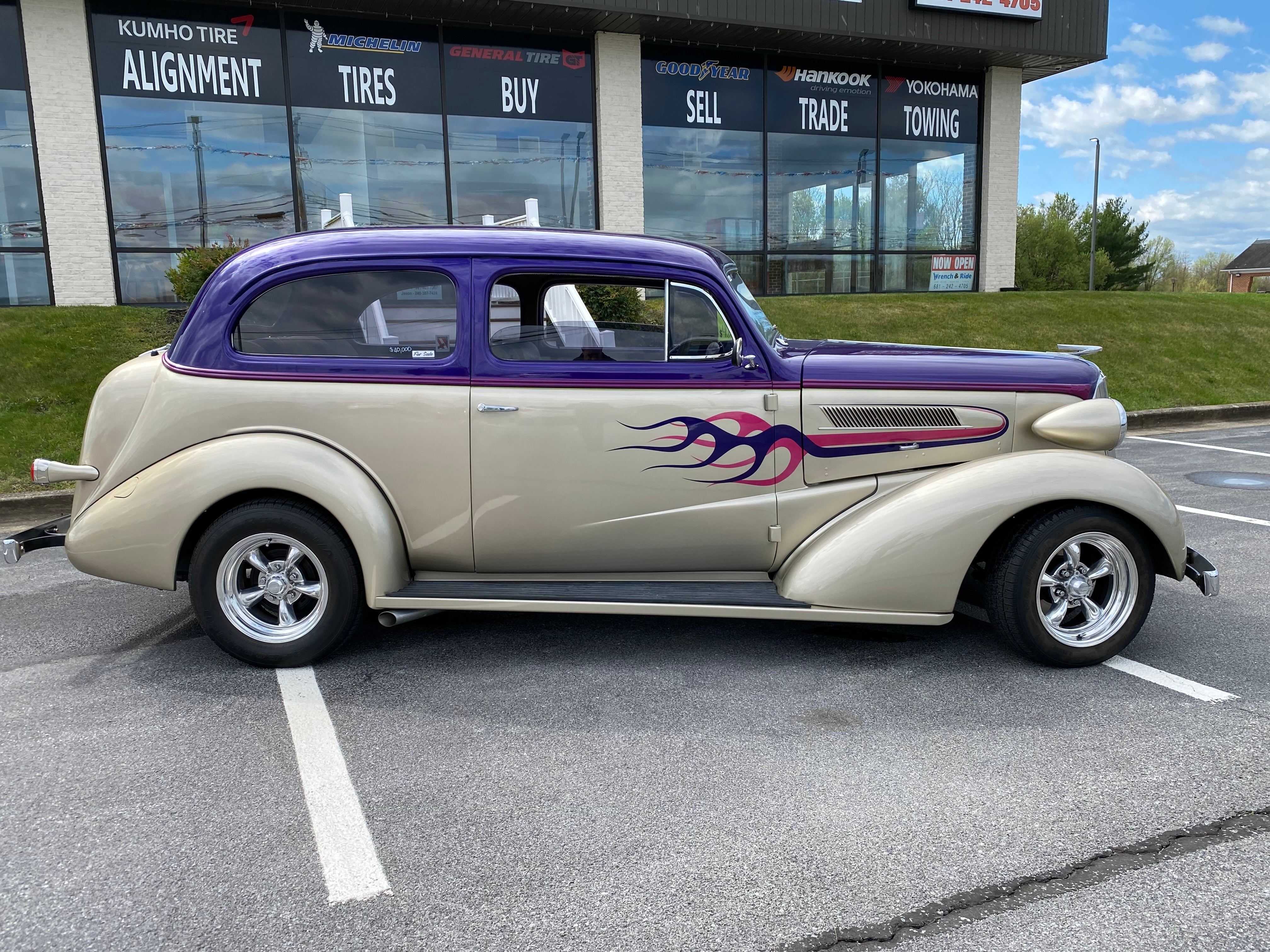 1937 Chevrolet Deluxe Base
