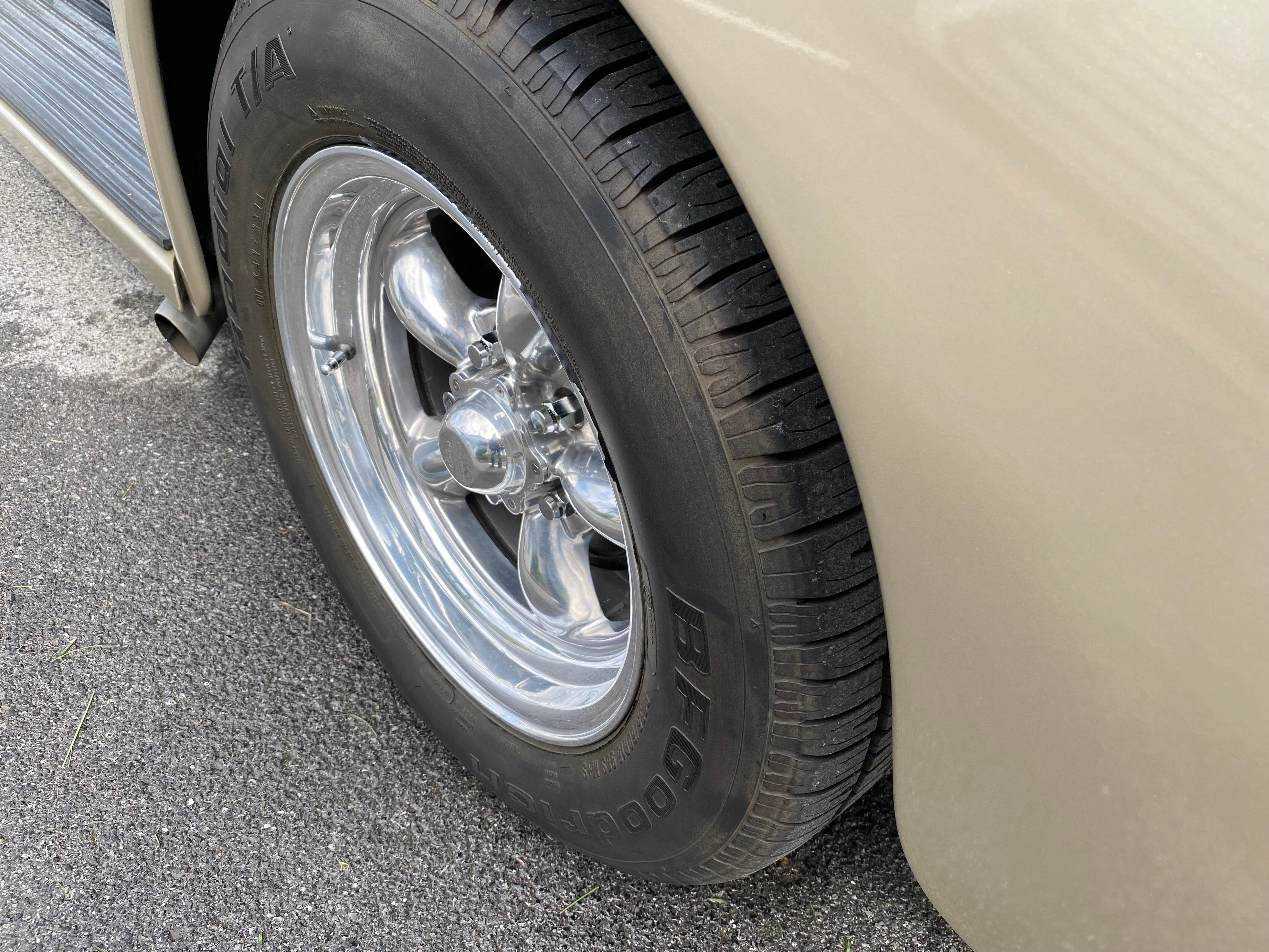 1937 Chevrolet Deluxe Base