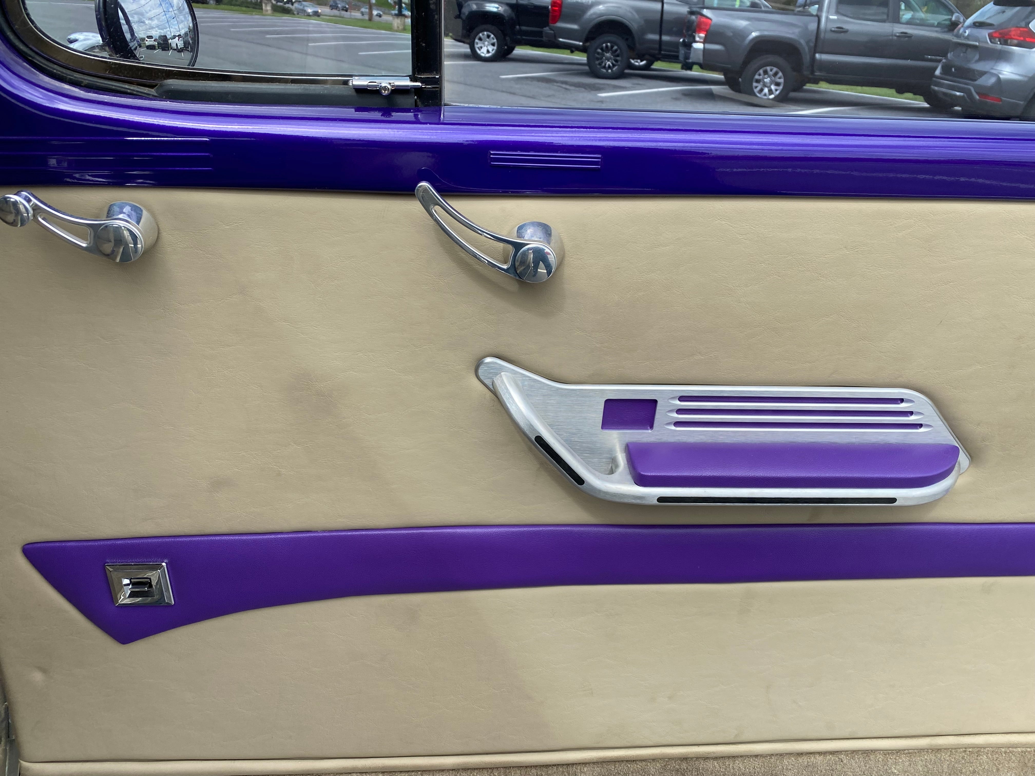 1937 Chevrolet Deluxe Base