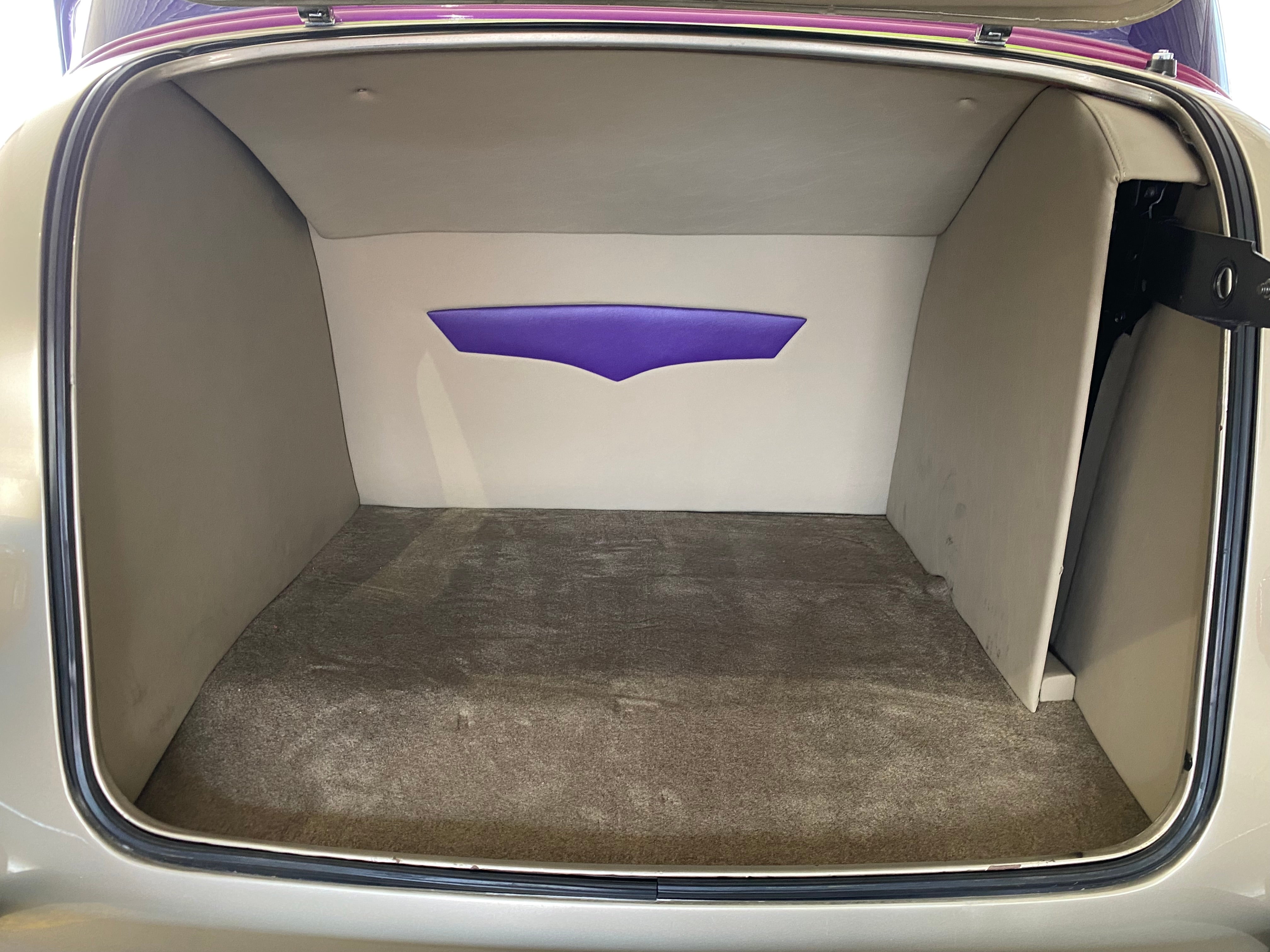 1937 Chevrolet Deluxe Base