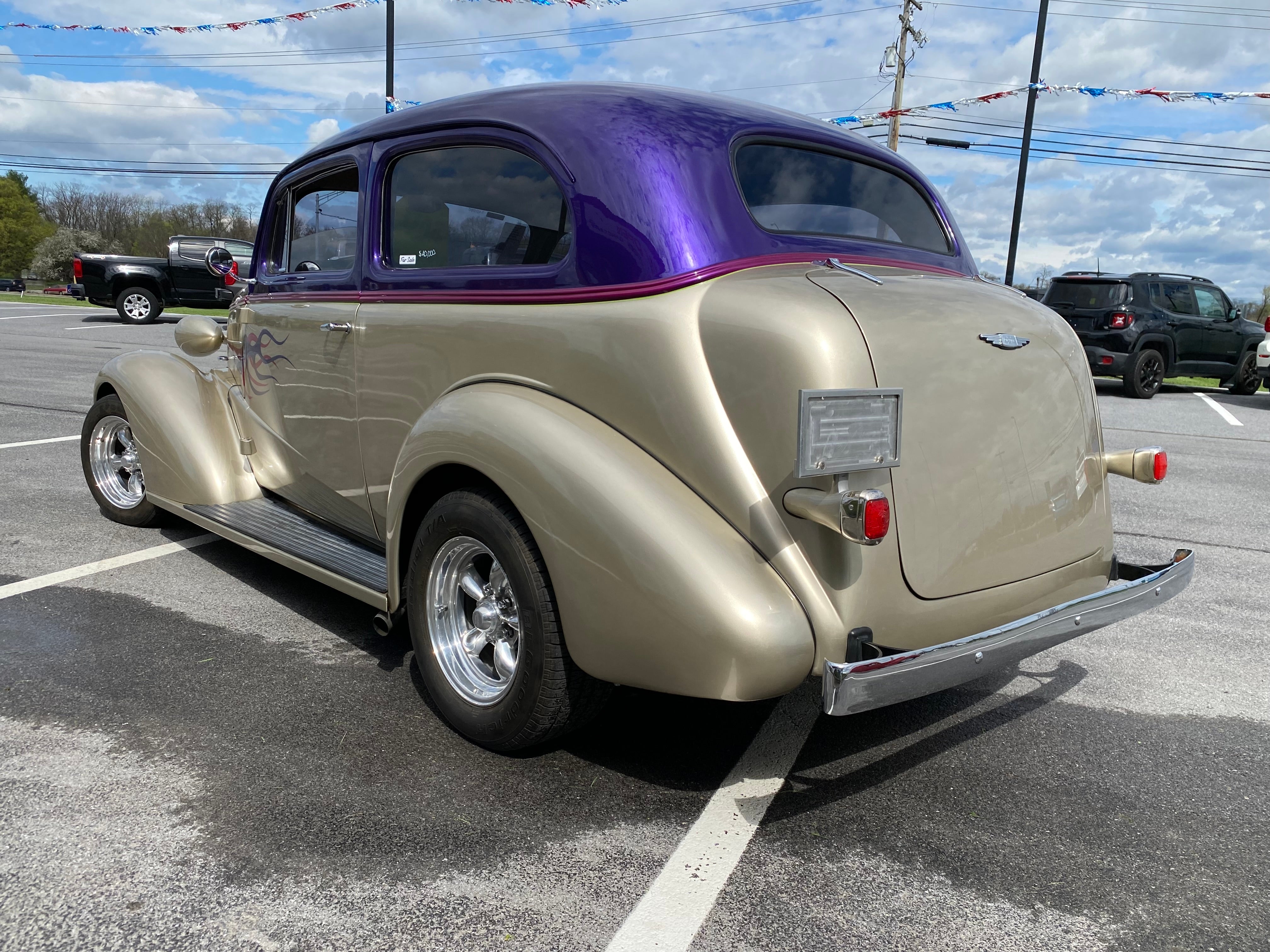 1937 Chevrolet Deluxe Base