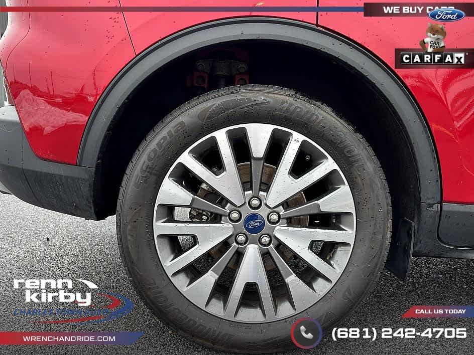 2022 Ford Escape Titanium