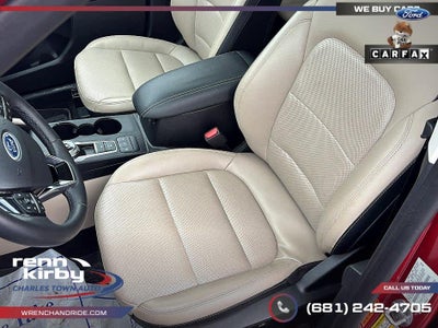 2022 Ford Escape Titanium