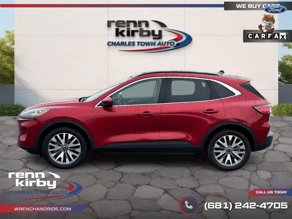 2022 Ford Escape Titanium