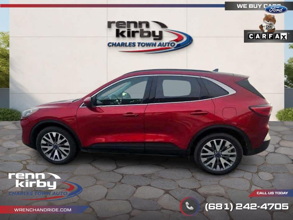 2022 Ford Escape Titanium