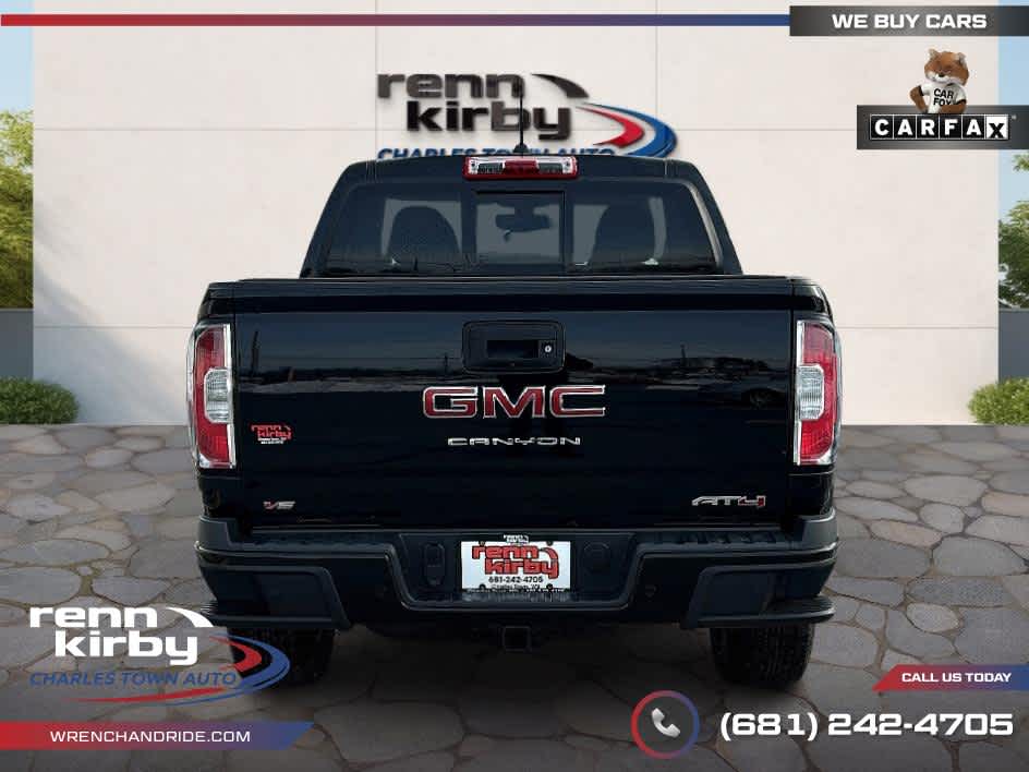 2022 GMC Canyon 4WD AT4 w/Leather