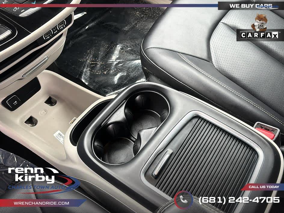 2023 Chrysler Pacifica Hybrid Touring L