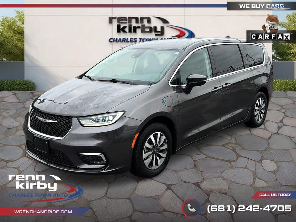 2023 Chrysler Pacifica Hybrid Touring L