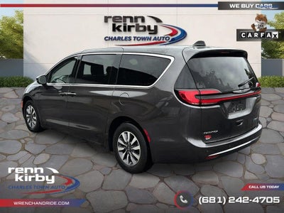 2023 Chrysler Pacifica Hybrid Touring L