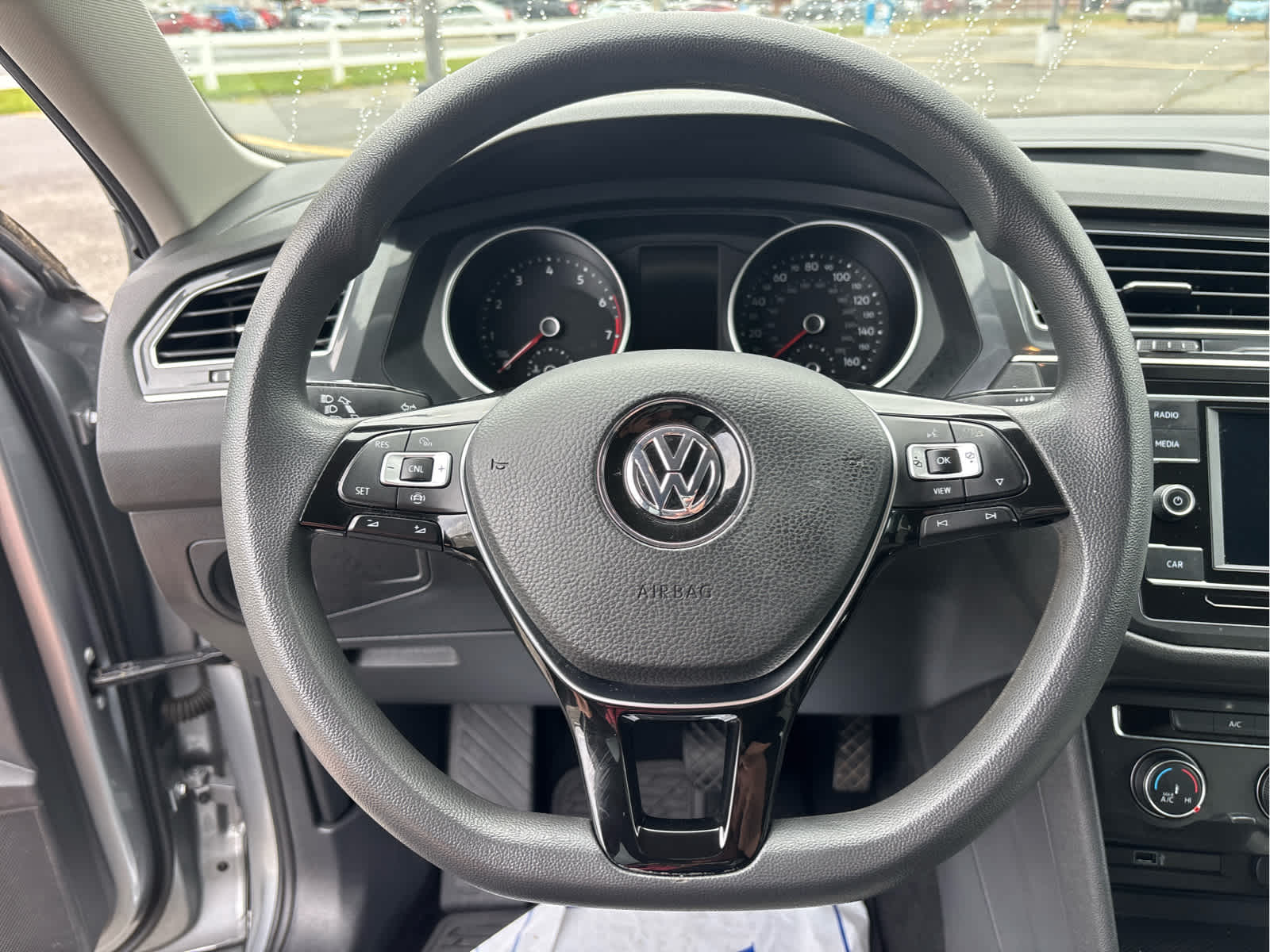 2019 Volkswagen Tiguan S