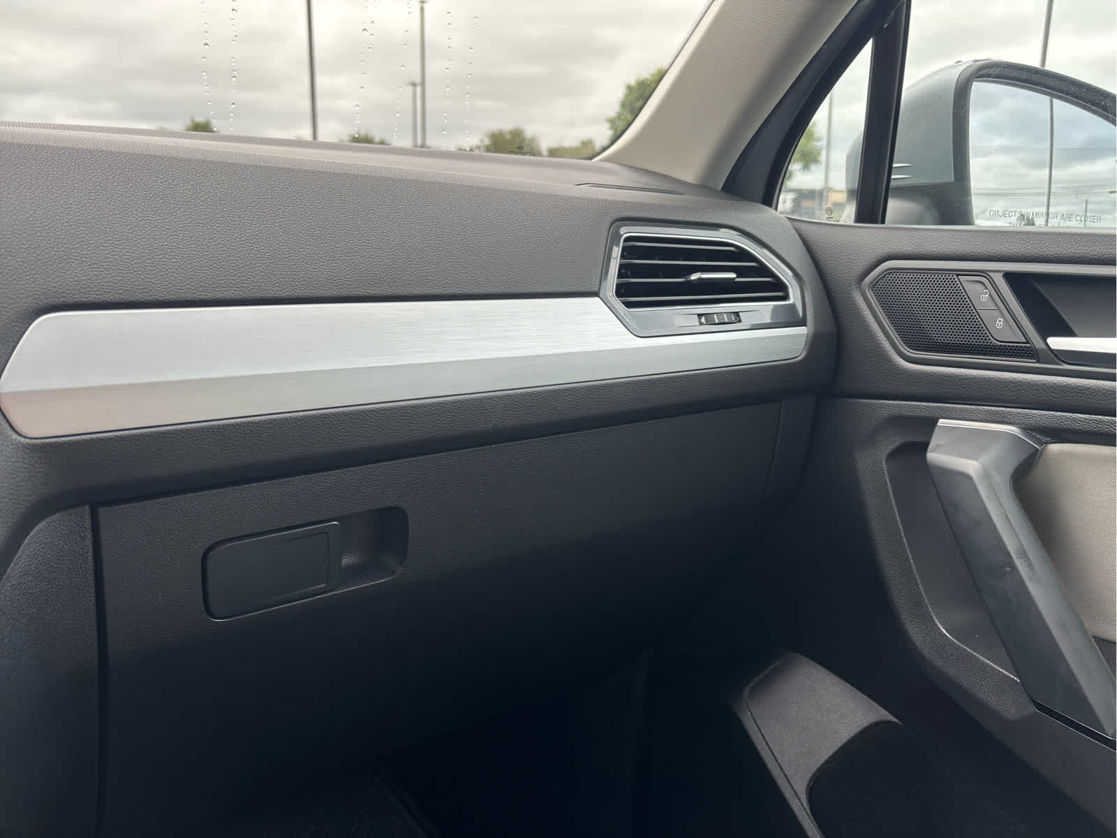 2019 Volkswagen Tiguan S