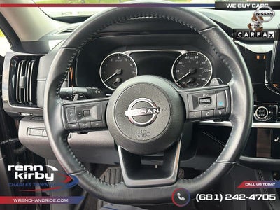 2024 Nissan Pathfinder SV