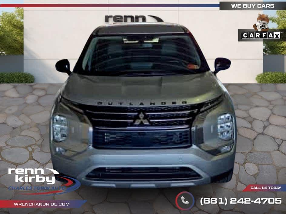 2022 Mitsubishi Outlander SE