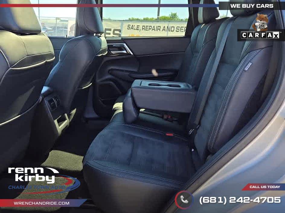 2022 Mitsubishi Outlander SE