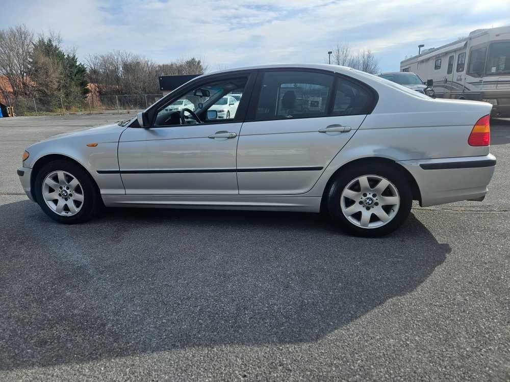 2002 BMW 3 Series 325xi
