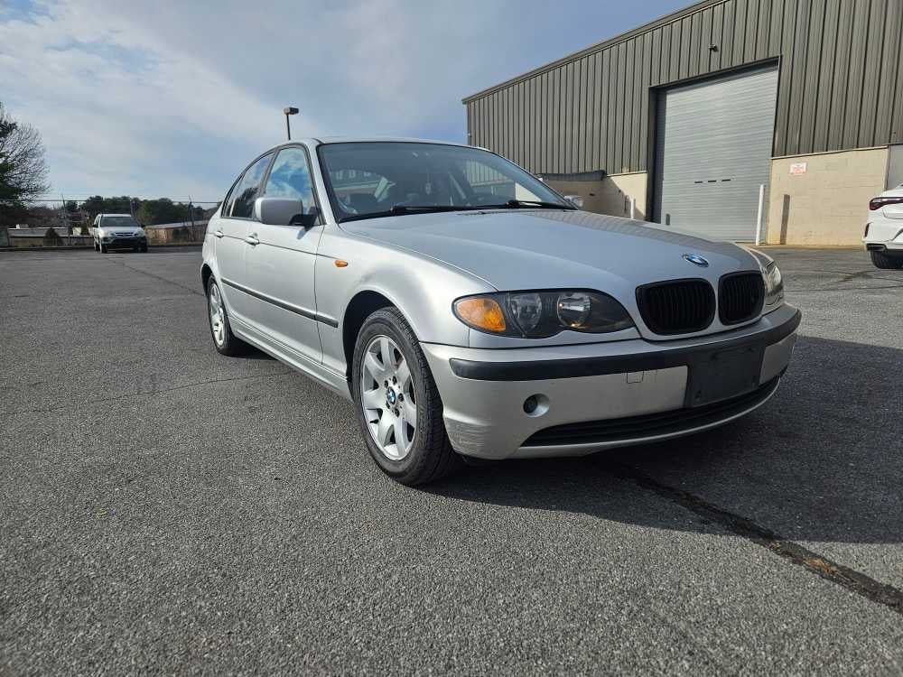 2002 BMW 3 Series 325xi
