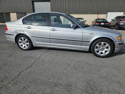 2002 BMW 3 Series 325xi